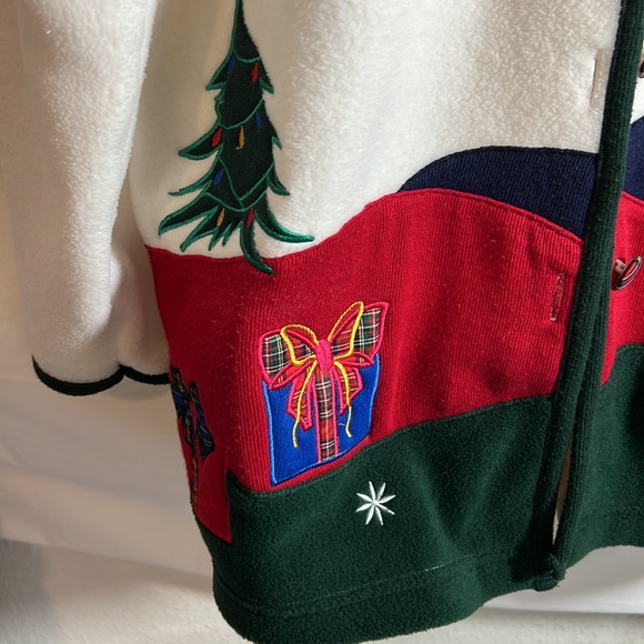 Renee sport Christmas fleece woman’s jacket. - Picture 3 of 11